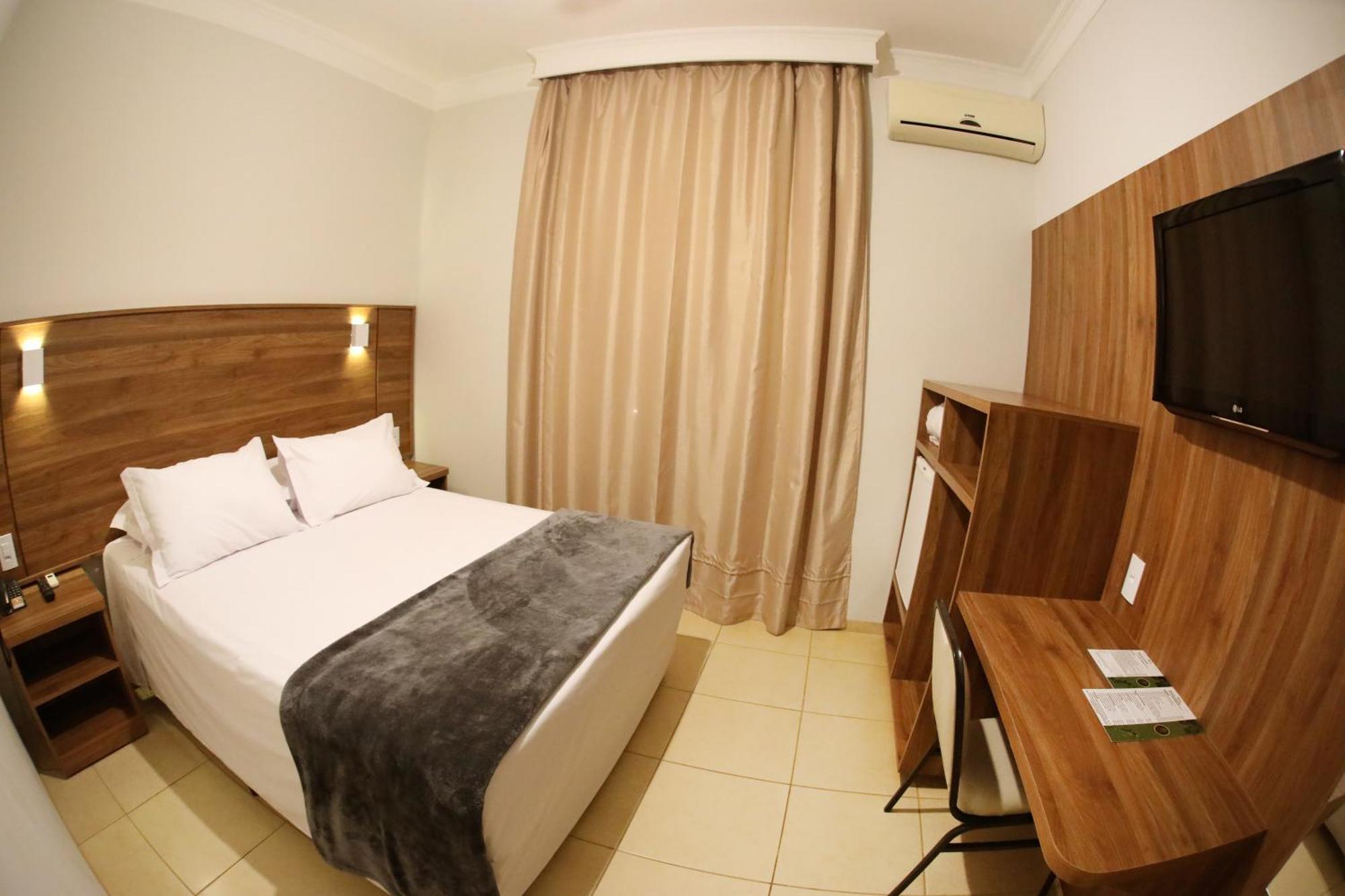 Hotel Roda D'Agua Andradina Quarto foto