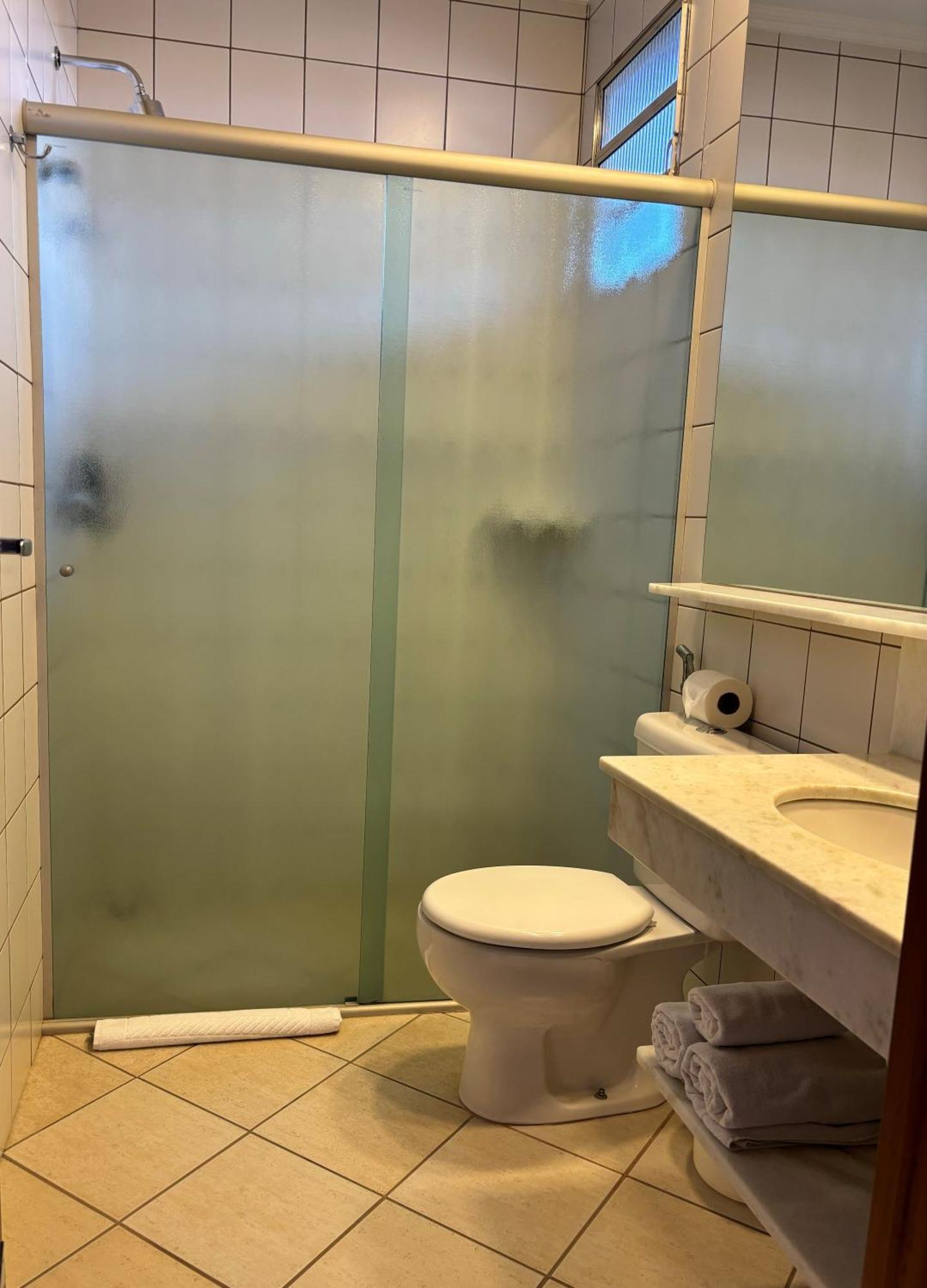 Hotel Roda D'Agua Andradina Quarto foto