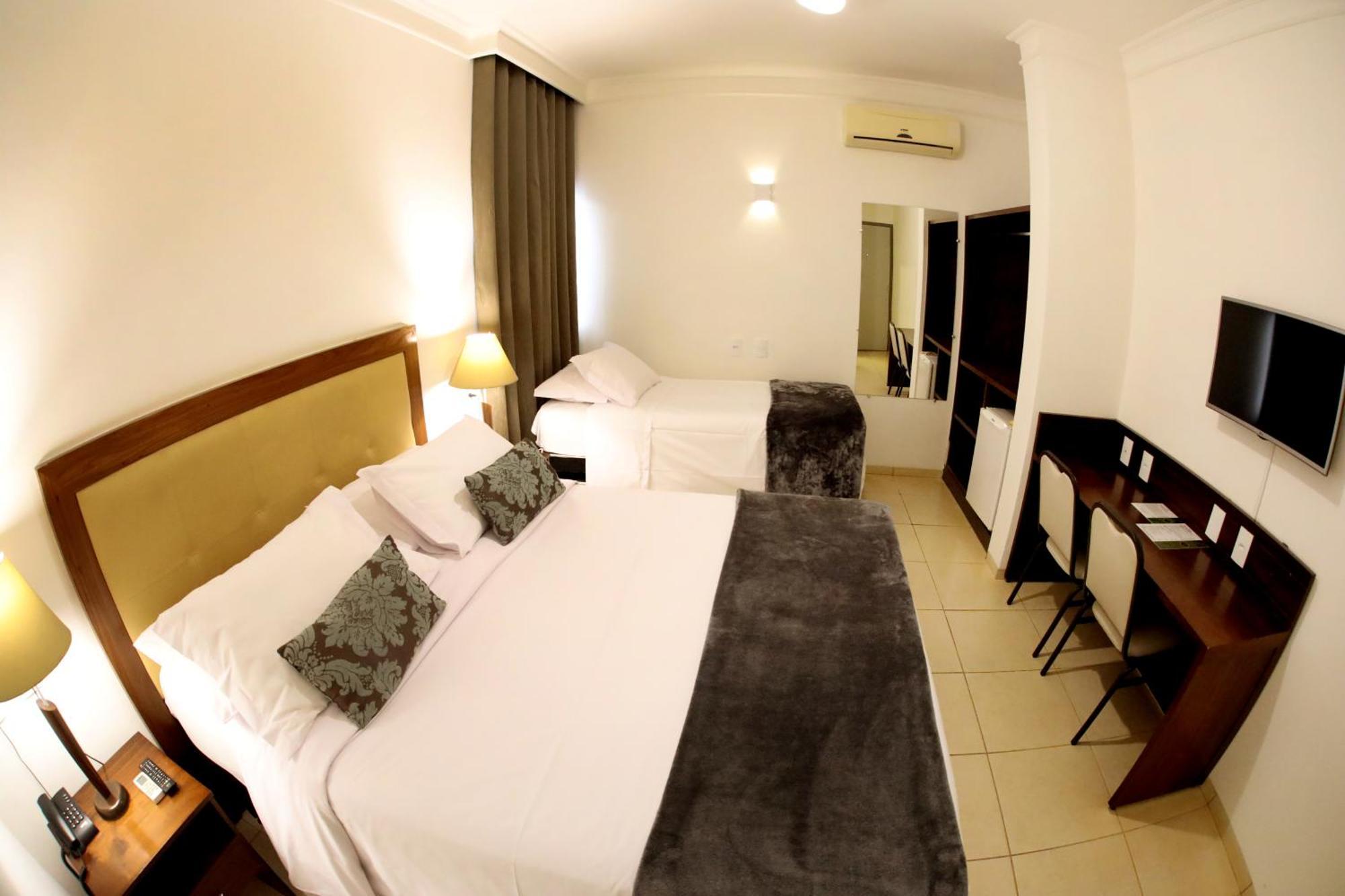 Hotel Roda D'Agua Andradina Quarto foto